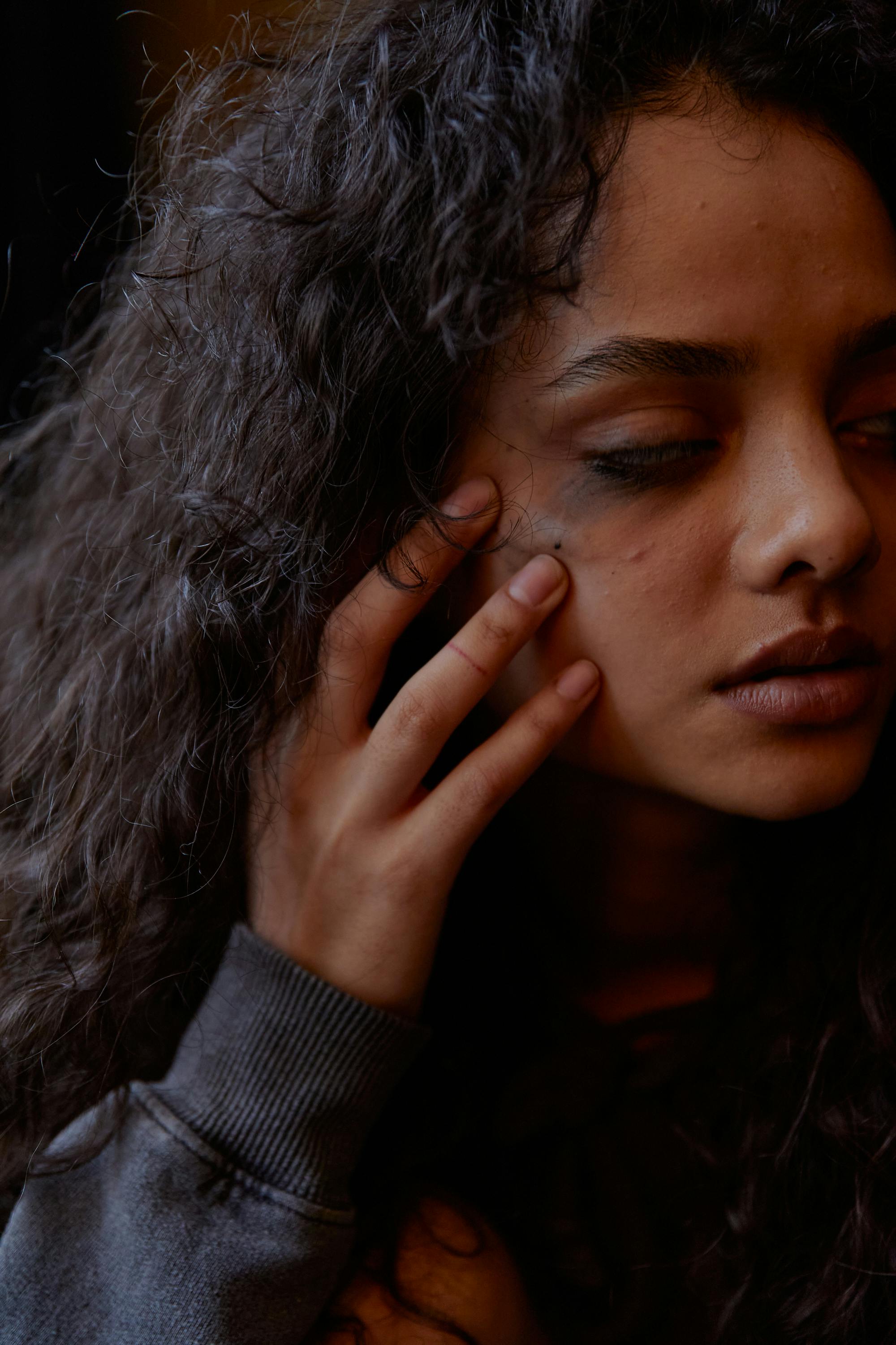 Sensitive Skin 101: How to Care for Reactive Skin Gently